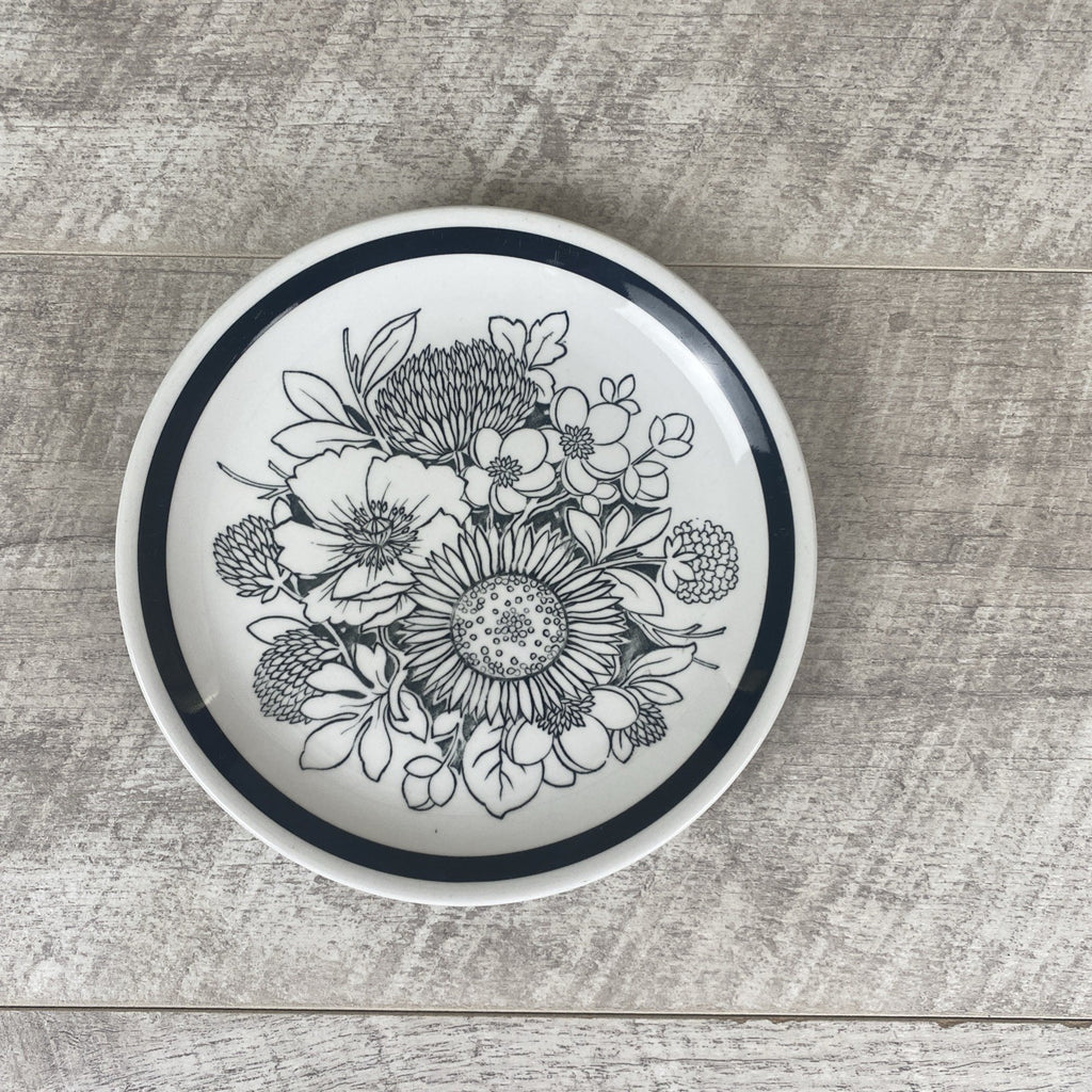 vintage retro 1960s ALFRED MEAKIN -  SAMOA -  SIDE PLATE black flower design