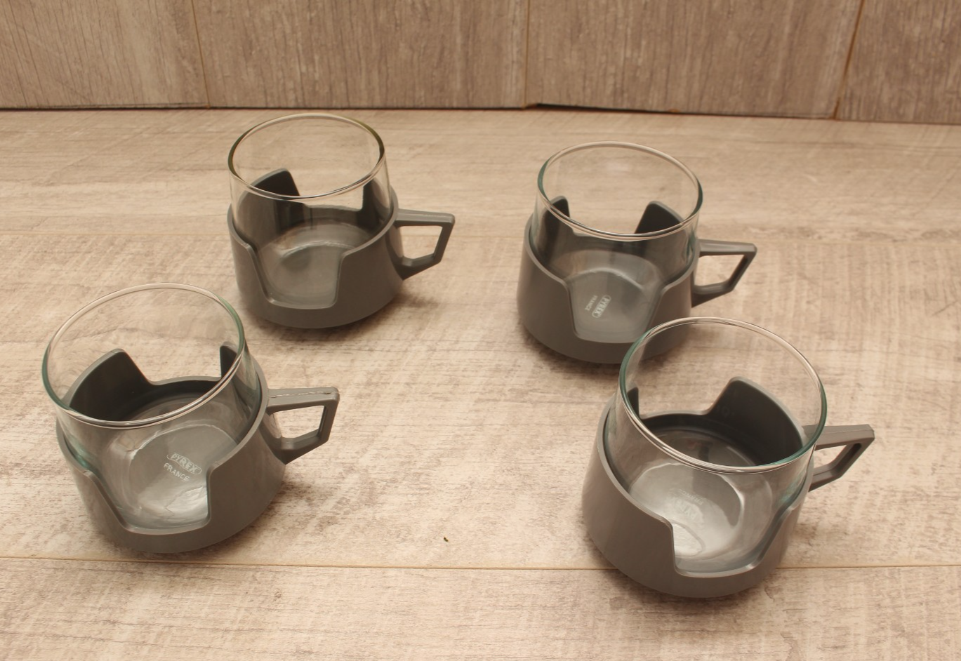 Vintage JAJ Pyrex "Drink-Ups" – Set of 4 – Retro Grey – Unused Condition