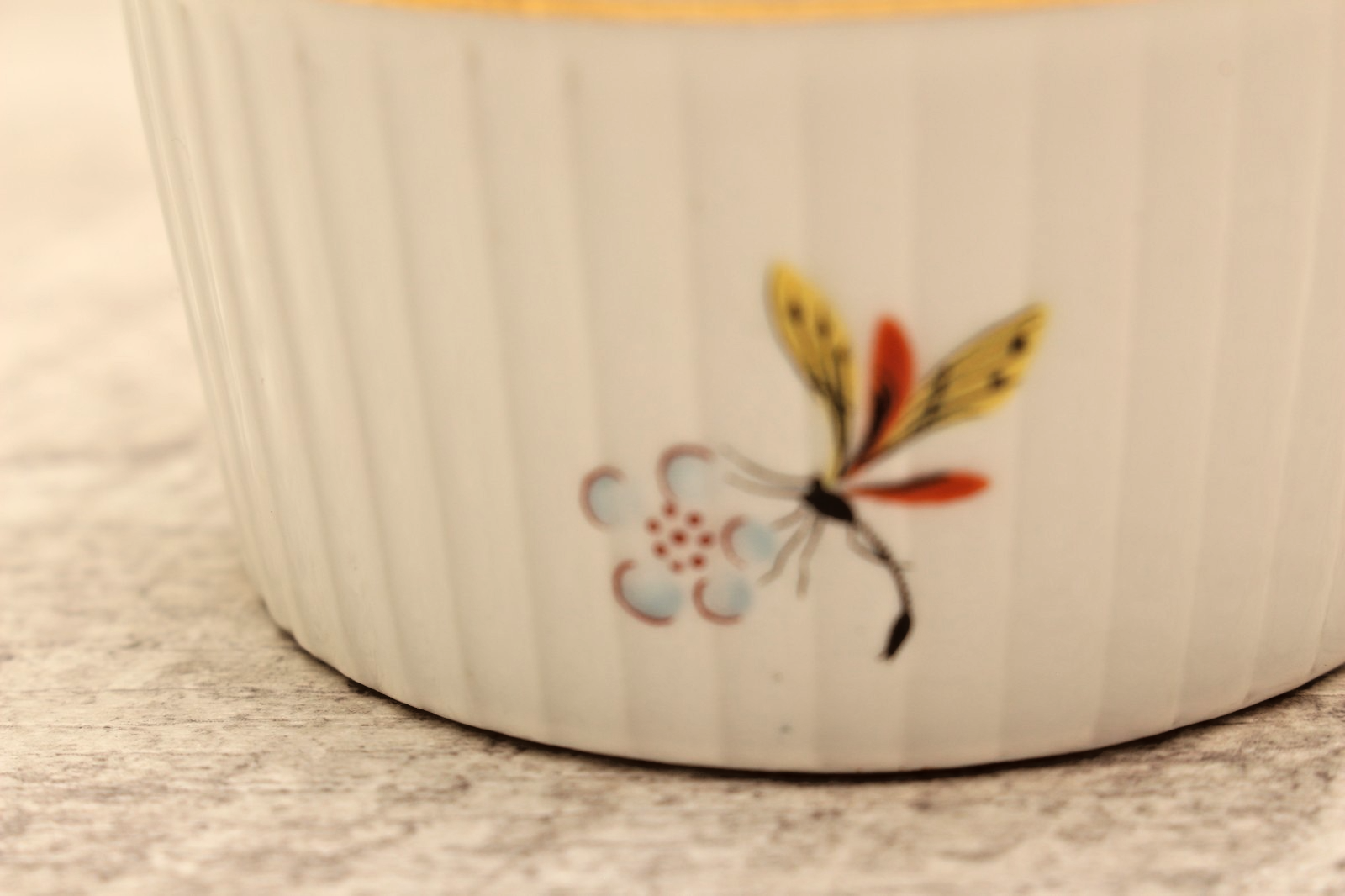 Royal Worcester Strawberry Fair Ramekin Souffle Dish Vintage Insect Shape 48
