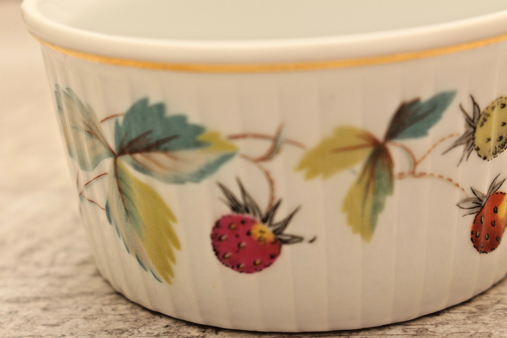 Royal Worcester Strawberry Fair Ramekin Souffle Dish Vintage Butterfly Shape 48