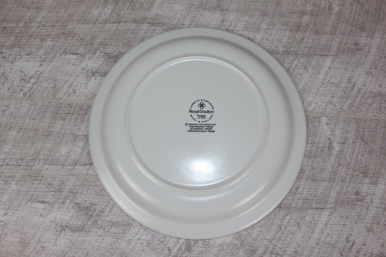 Royal Doulton "Tangier" Lambeth Stoneware 10 3/8 Inch Dinner Plate