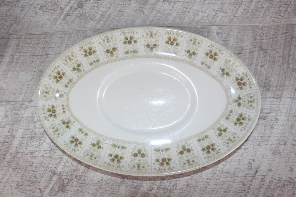 Vintage Royal Doulton Fine Bone China Samarra Gravy Boat & Saucer