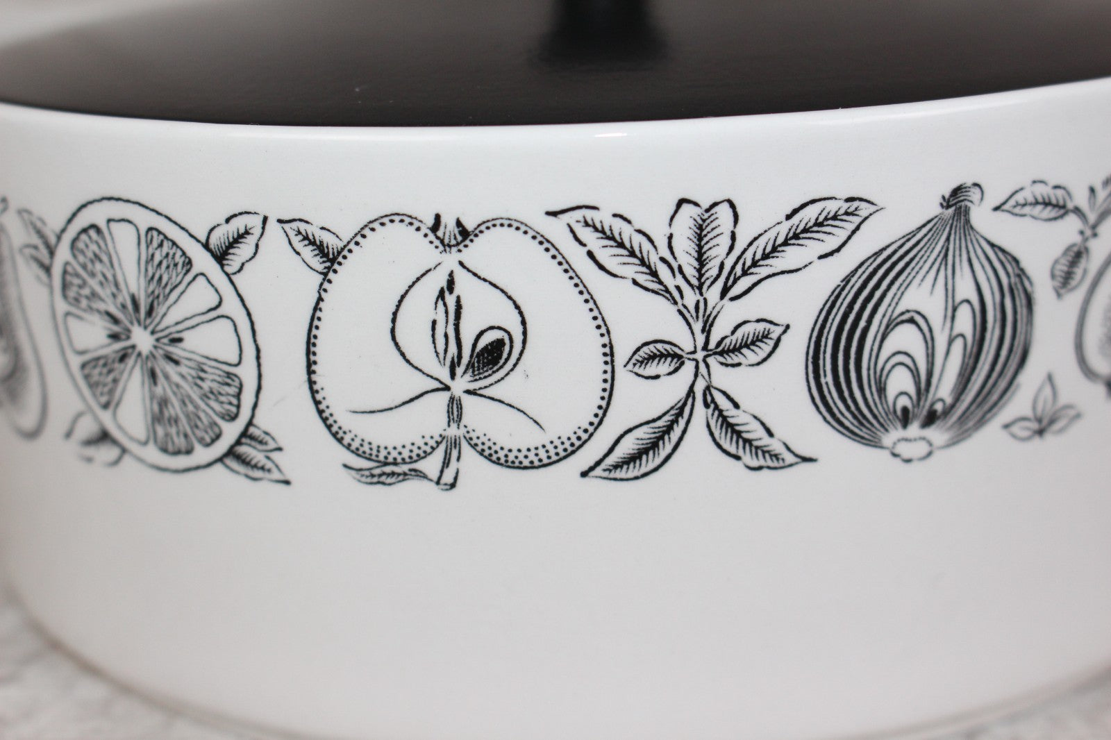 Pair of Vintage Myott "Silhouette" Lidded Tureens - MCM Retro Fruit & Veg Patter