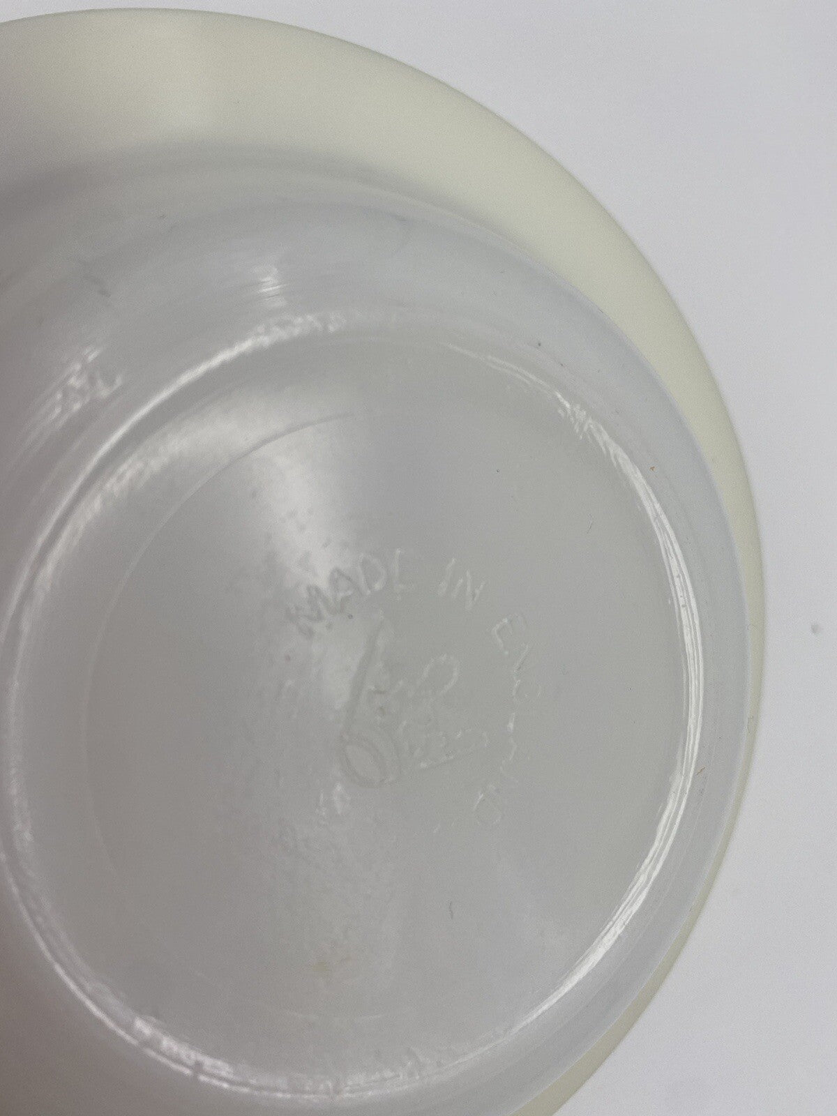 Pyrex Vintage Weardale Lemon Primrose Colour Cereal / Dessert Bowl 6” Dia Rare