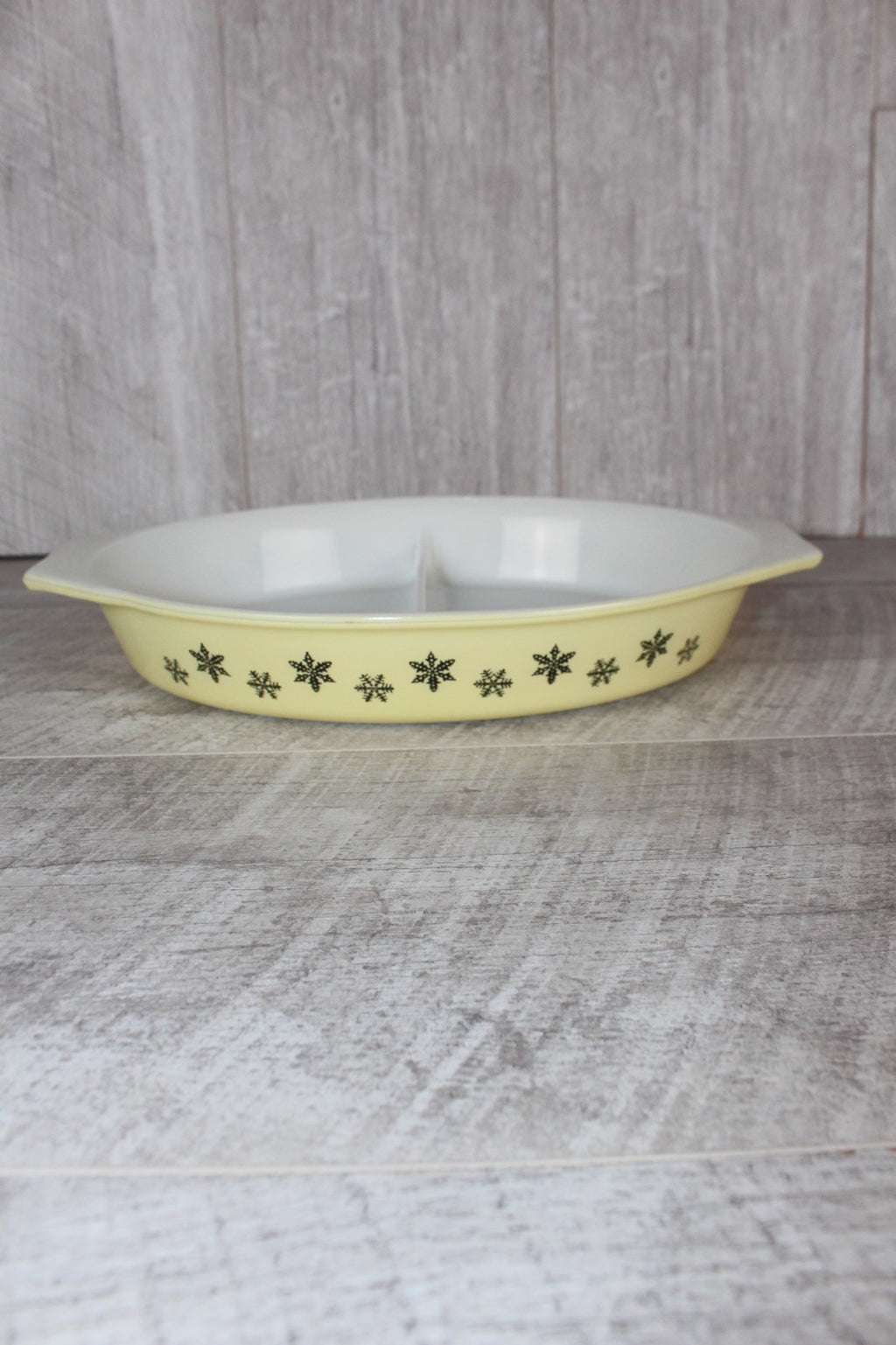 Vintage Pyrex Gaiety Snowflake Yellow Oval Divided Serving Dish VGC