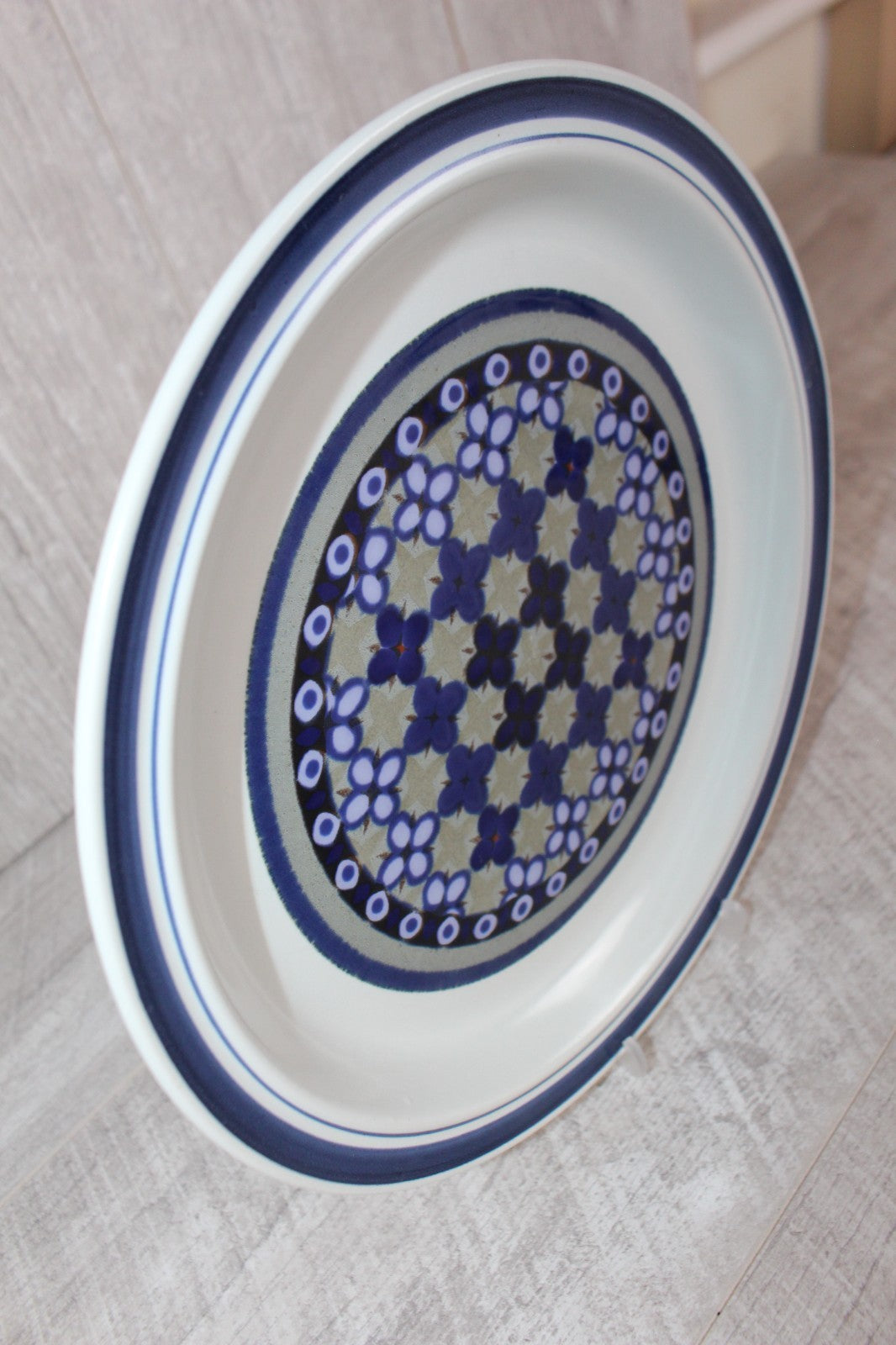 Royal Doulton "Tangier" Lambeth Stoneware 10 3/8 Inch Dinner Plate