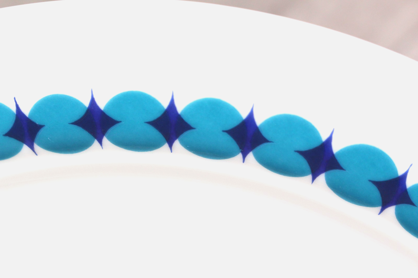 Thomas Germany Medaillon Blue Pinwheel Dinner Plate - Tapio Wirkkala