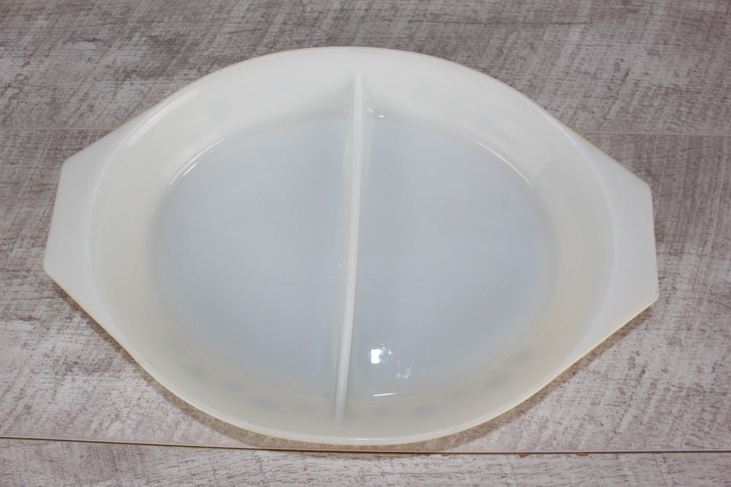 Vintage Pyrex Gaiety Snowflake Yellow Oval Divided Serving Dish VGC