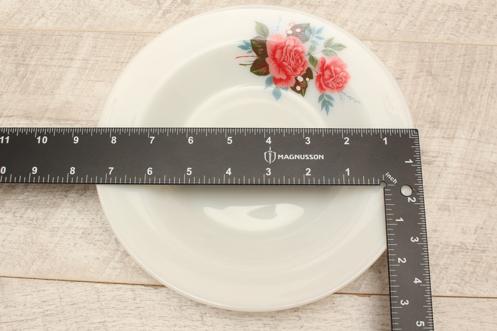 JAJ Pyrex Cottage Rose 8.5" Rimmed Soup Bowl Replacement Milk Glass Vintage