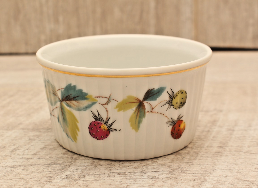 Royal Worcester Strawberry Fair Ramekin Souffle Dish Vintage Butterfly Shape 48