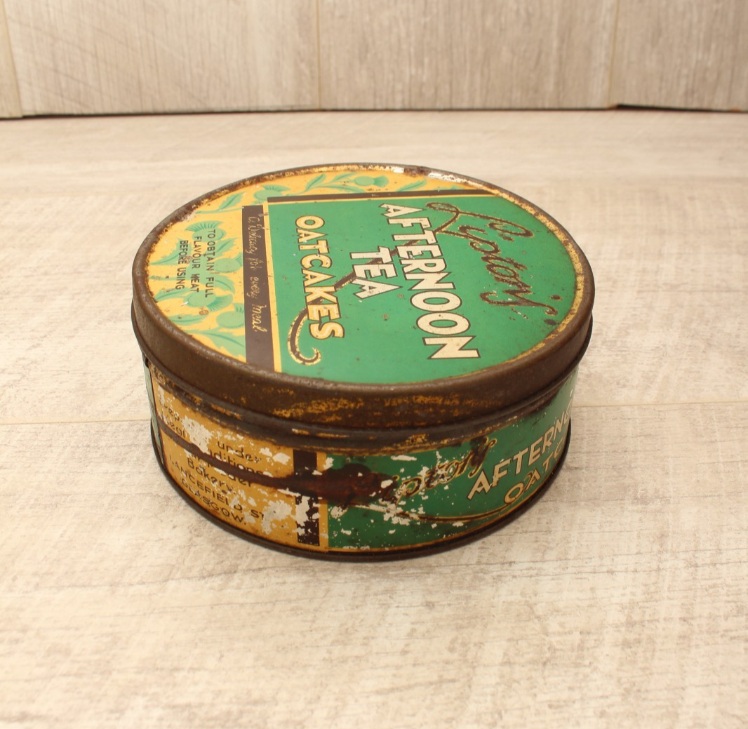 Vintage Lipton's Afternoon Tea Oatcakes Tin Green Circular Serving Instructions