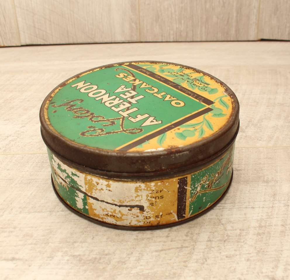 Vintage Lipton's Afternoon Tea Oatcakes Tin Green Circular Serving Instructions
