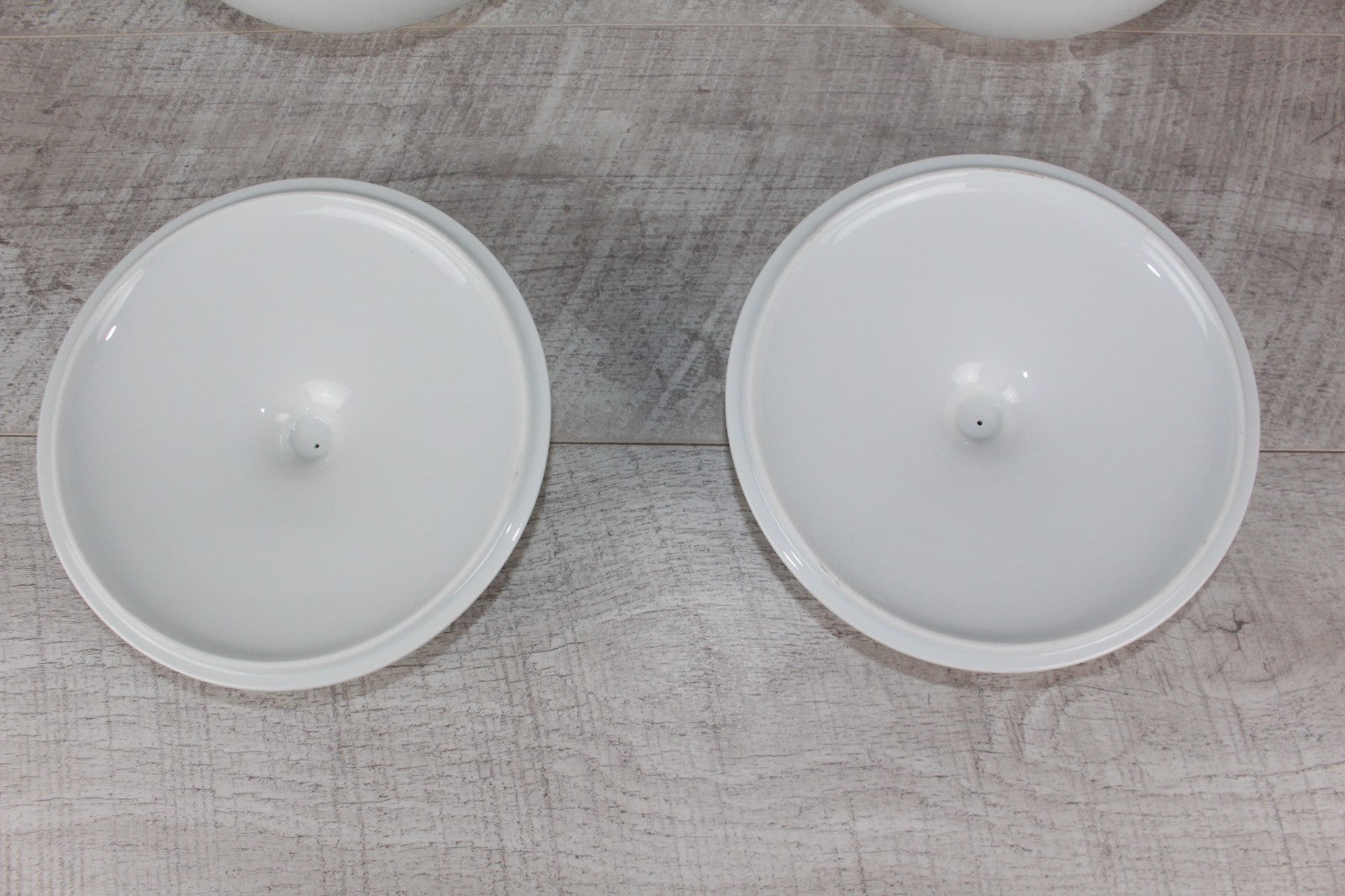 Pair of Vintage Thomas Germany Lisette Lidded Tureens - Tapio Wirkkala Rotunda