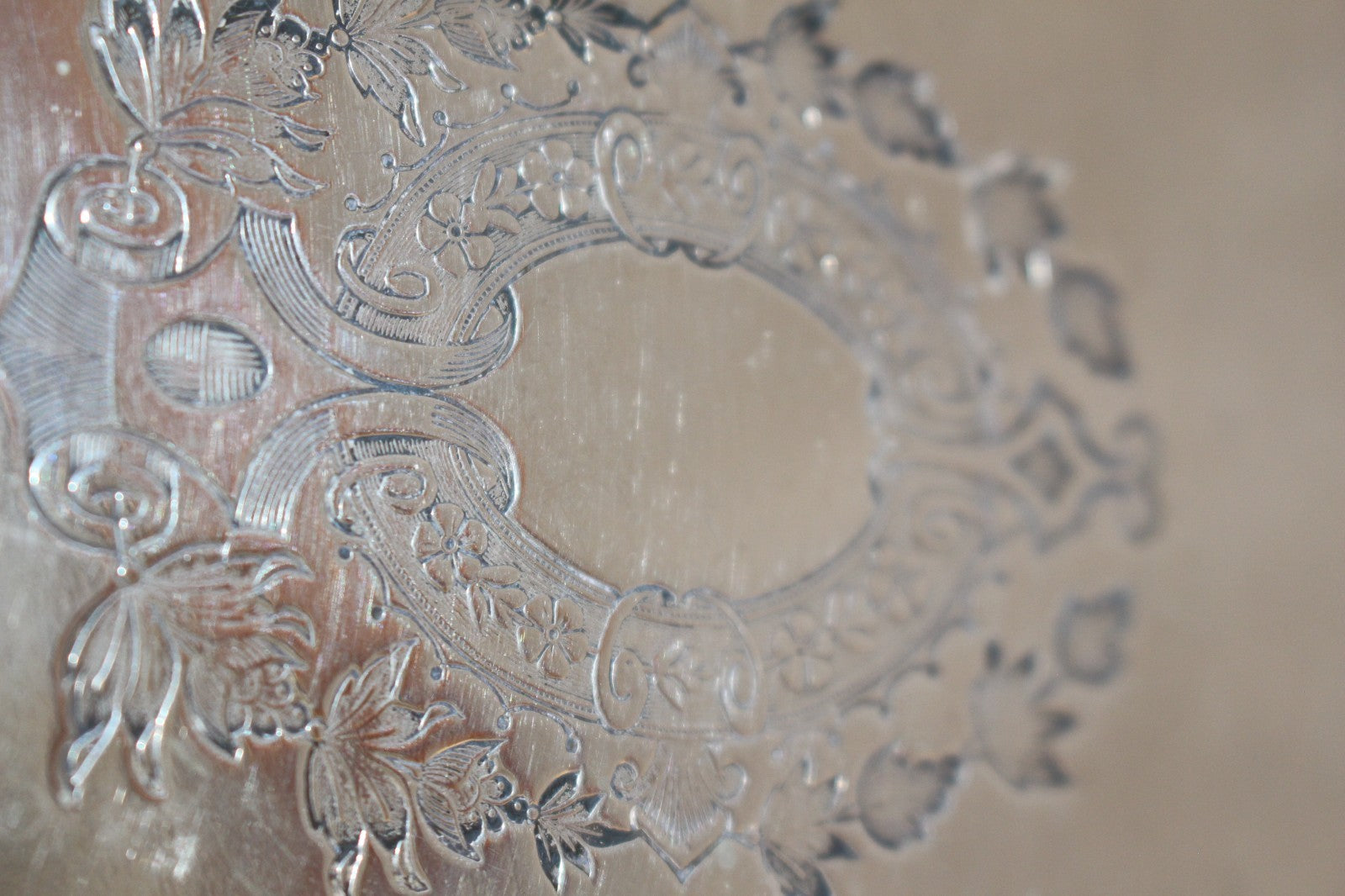 Stunning Victorian Walker & Hall Sheffield Silver-Plated Chased Tray / Salver