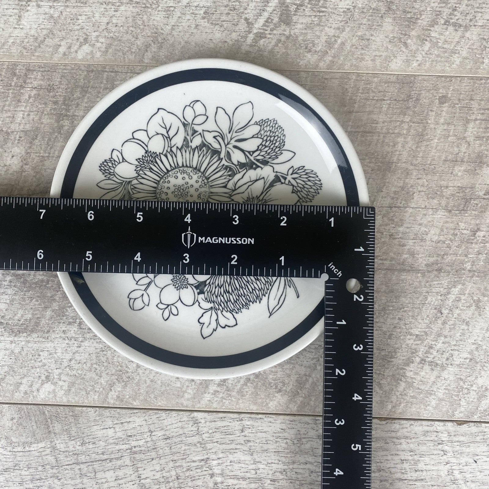 vintage retro 1960s ALFRED MEAKIN -  SAMOA -  SIDE PLATE black flower design