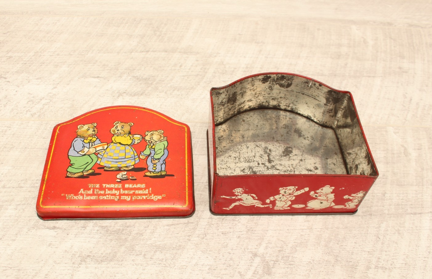Vintage "The Three Bears" Red Dome-Top Confectionery Tin – Made in England