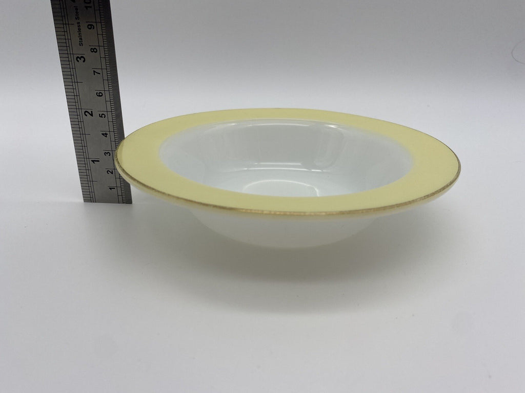 Pyrex Vintage Weardale Lemon Primrose Colour Cereal / Dessert Bowl 6” Dia Rare