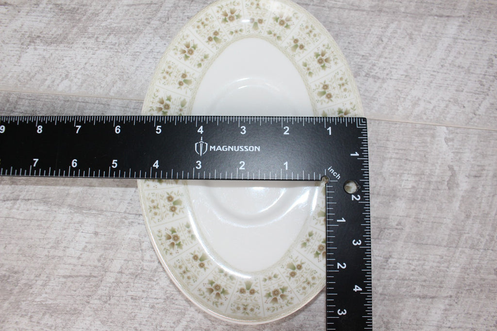 Vintage Royal Doulton Fine Bone China Samarra Gravy Boat & Saucer