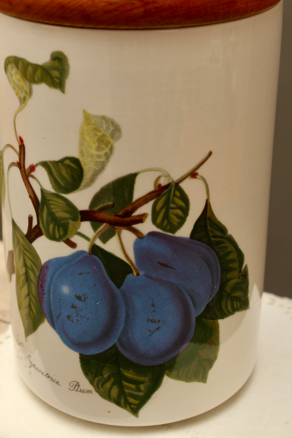 Vintage Portmeirion Pomona Storage Jar – L'Imperatrice Plum