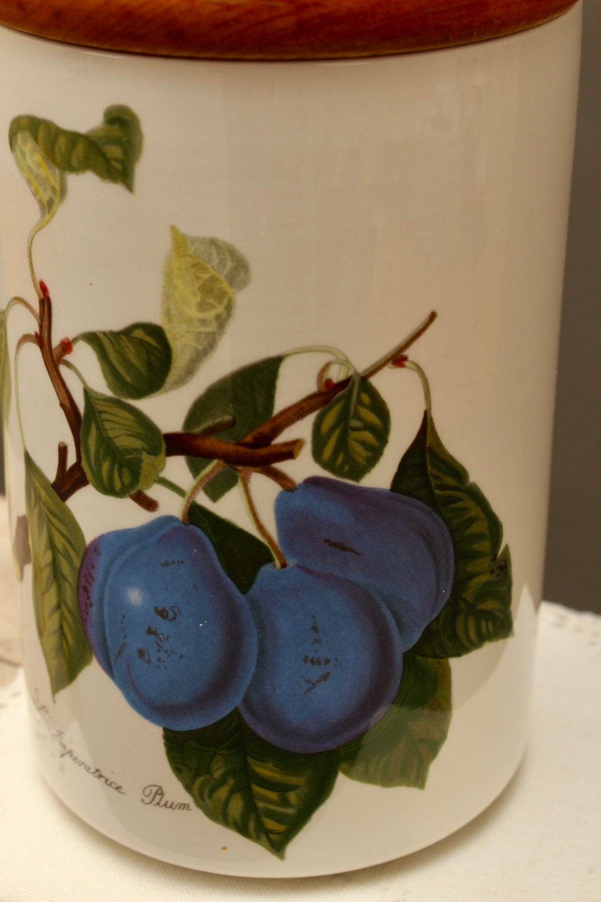 Vintage Portmeirion Pomona Storage Jar – L'Imperatrice Plum