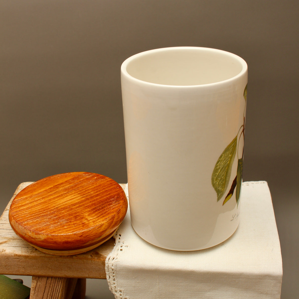 Vintage Portmeirion Pomona Storage Jar – L'Imperatrice Plum
