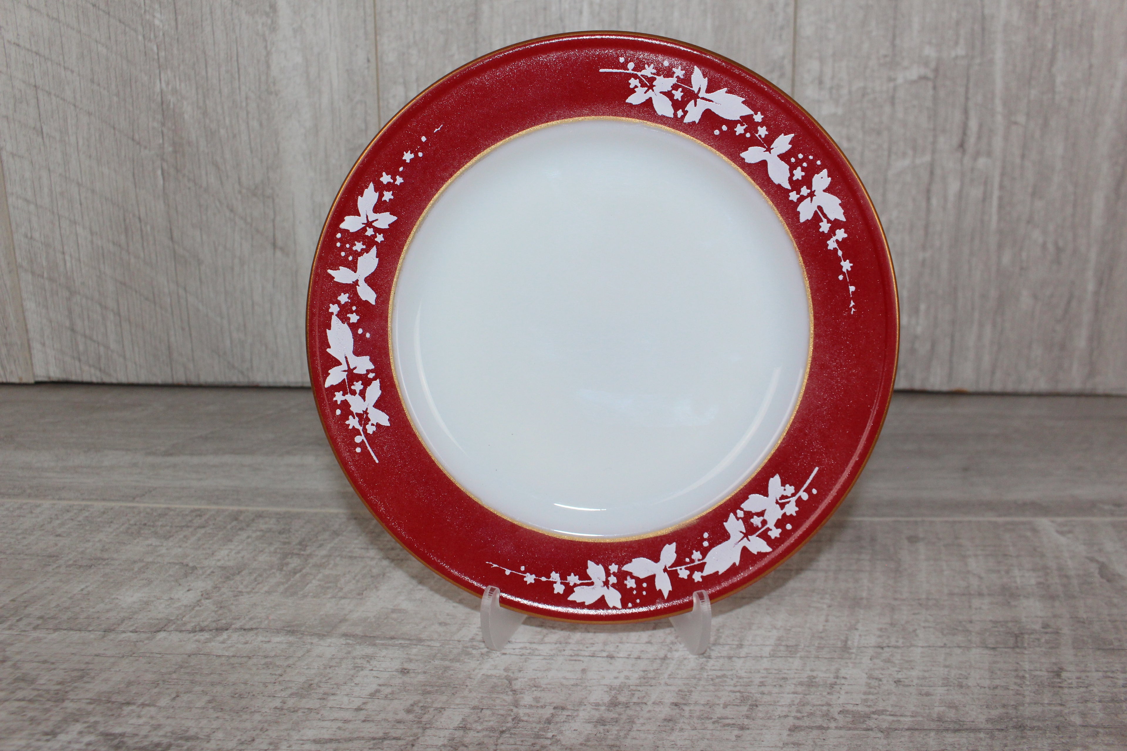 Pyrex Claret Hawthorne pattern side plate