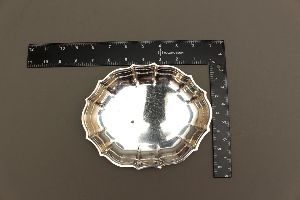 Vintage Oneida Silver-Plated Fluted Dish – Small Oval Tray