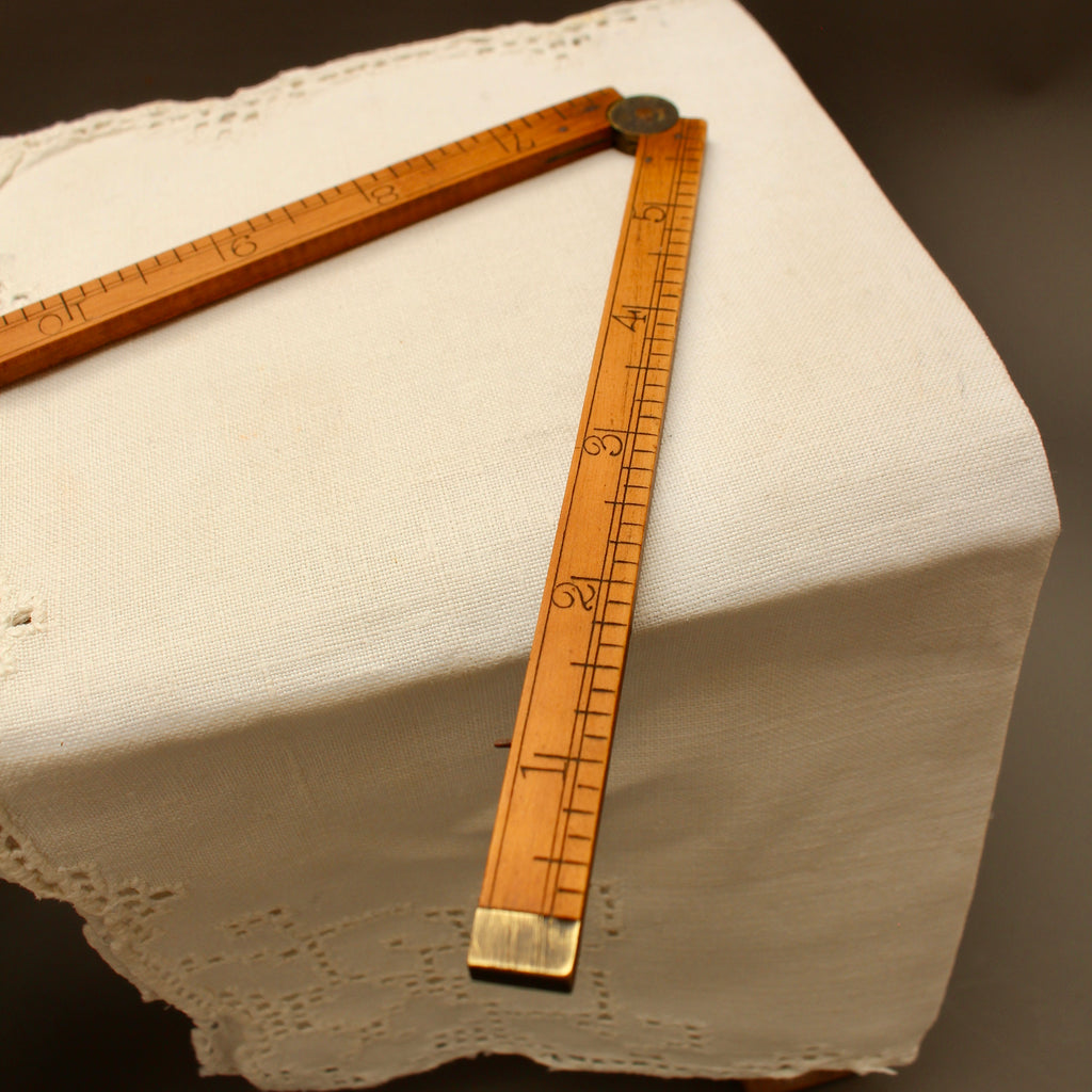 Antique Boxwood and Brass 1-Foot Folding Rule – Two-Fold Pocket Pocket Measure