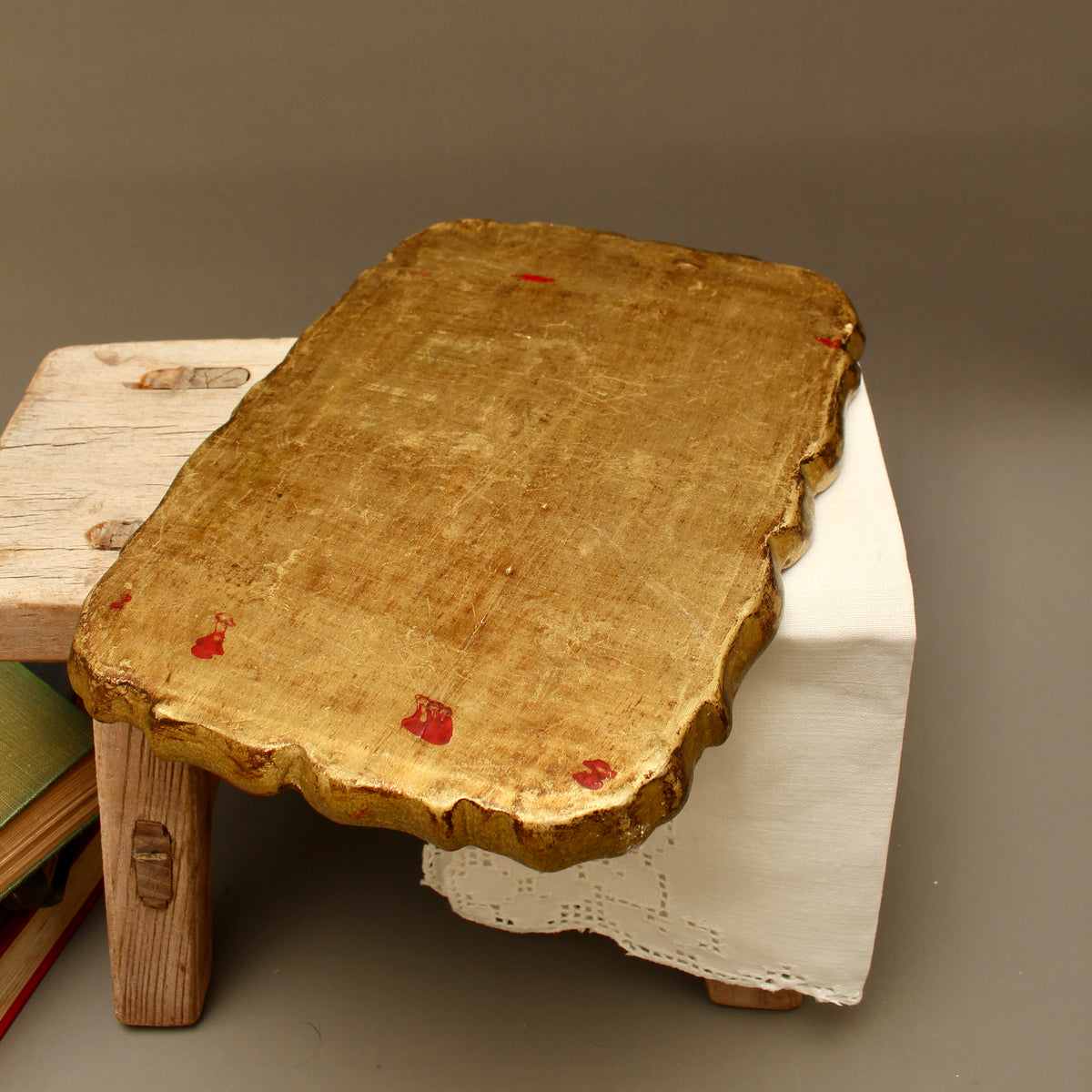 Vintage Florentine Gilt Wood Serving Tray – Small Crimson Florentia Dish