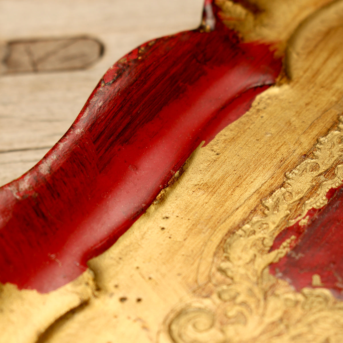 Vintage Florentine Gilt Wood Serving Tray – Small Crimson Florentia Dish