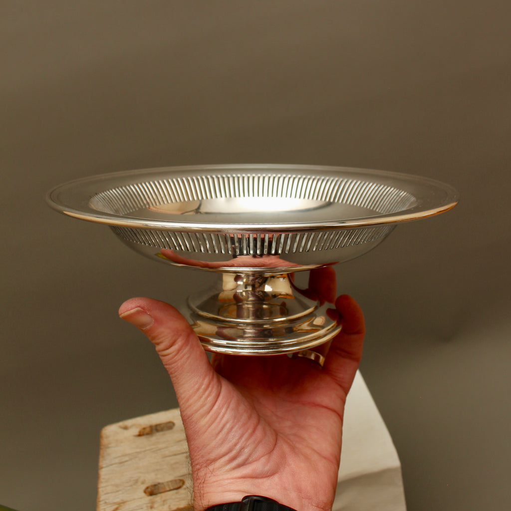 Antique Mappin & Webb Mappin Plate Pedestal Fruit Bowl – Art Deco Pierced Tazza