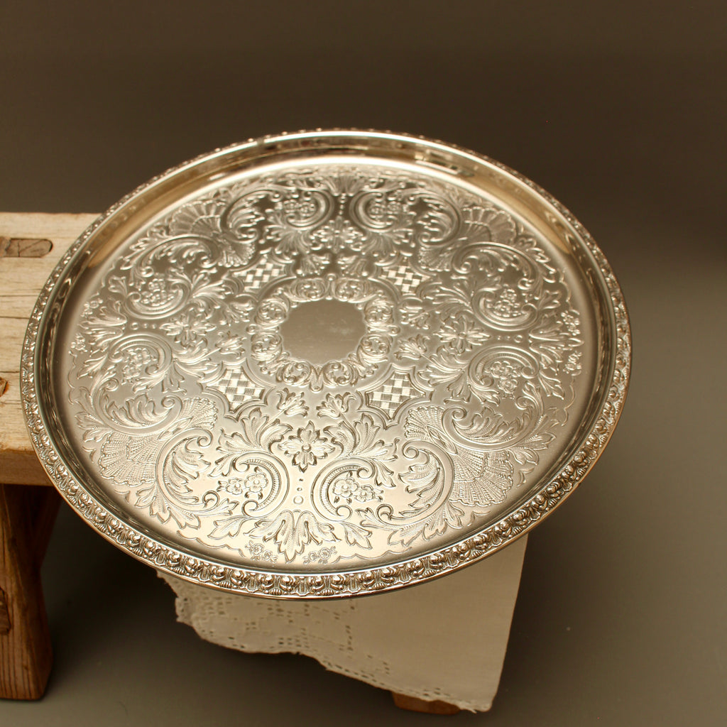 Vintage Ianthe Silver-Plated Round Salver – Ornate Engraved Drinks Gallery Tray