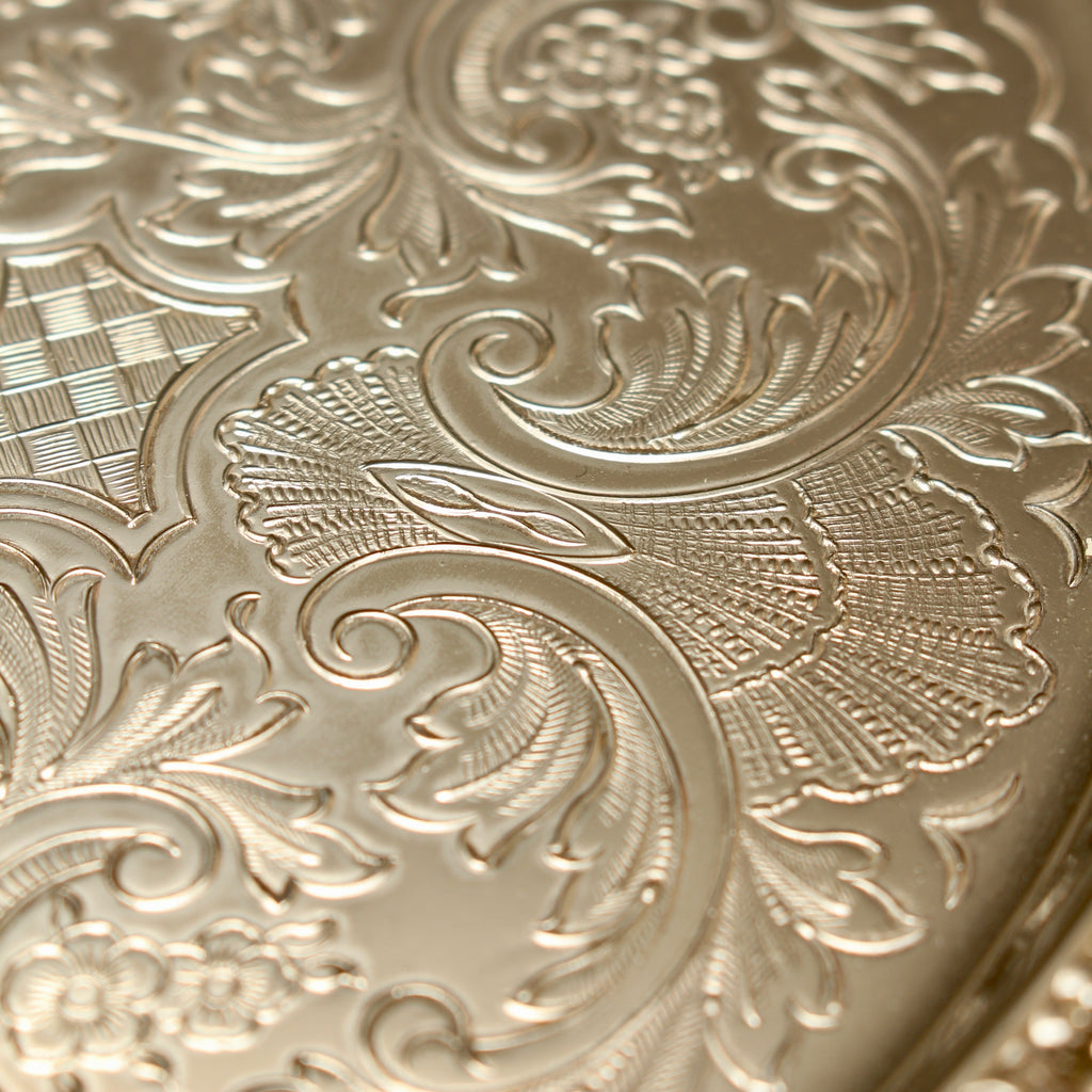 Vintage Ianthe Silver-Plated Round Salver – Ornate Engraved Drinks Gallery Tray