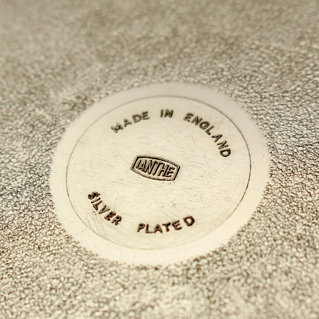 Vintage Ianthe Silver-Plated Round Salver – Ornate Engraved Drinks Gallery Tray