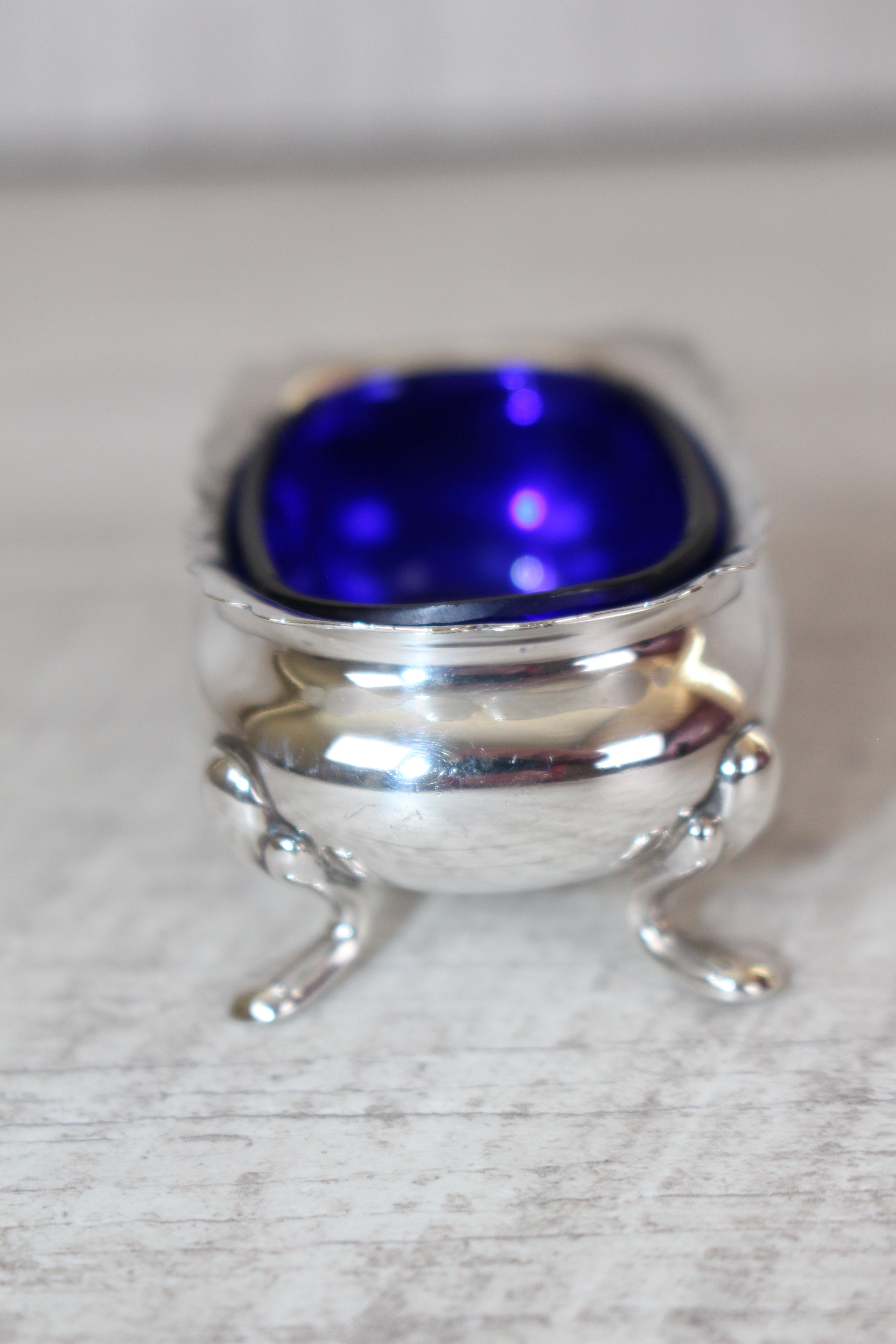 Antique Walker & Hall Sheffield Silver Plate Cobalt Blue Glass Salt Cellar 1921