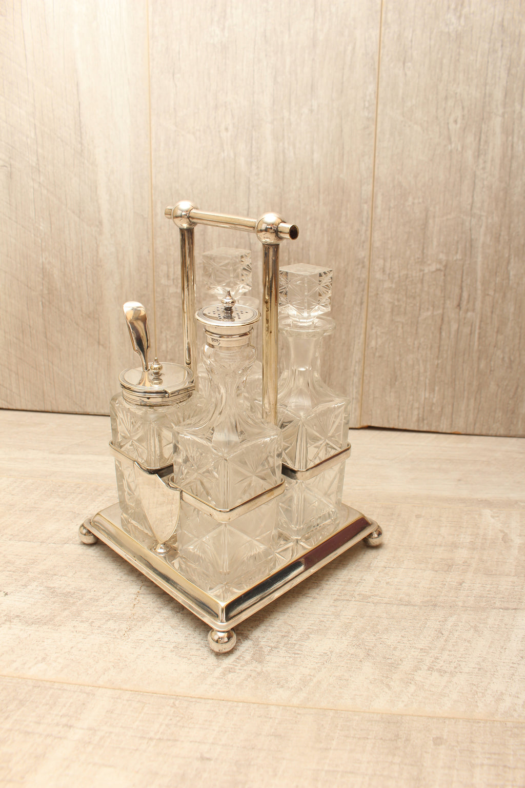 Antique Victorian Goldsmiths Alliance EPNS 4-Bottle Cruet Condiment Set – Ornate Starburst Glass