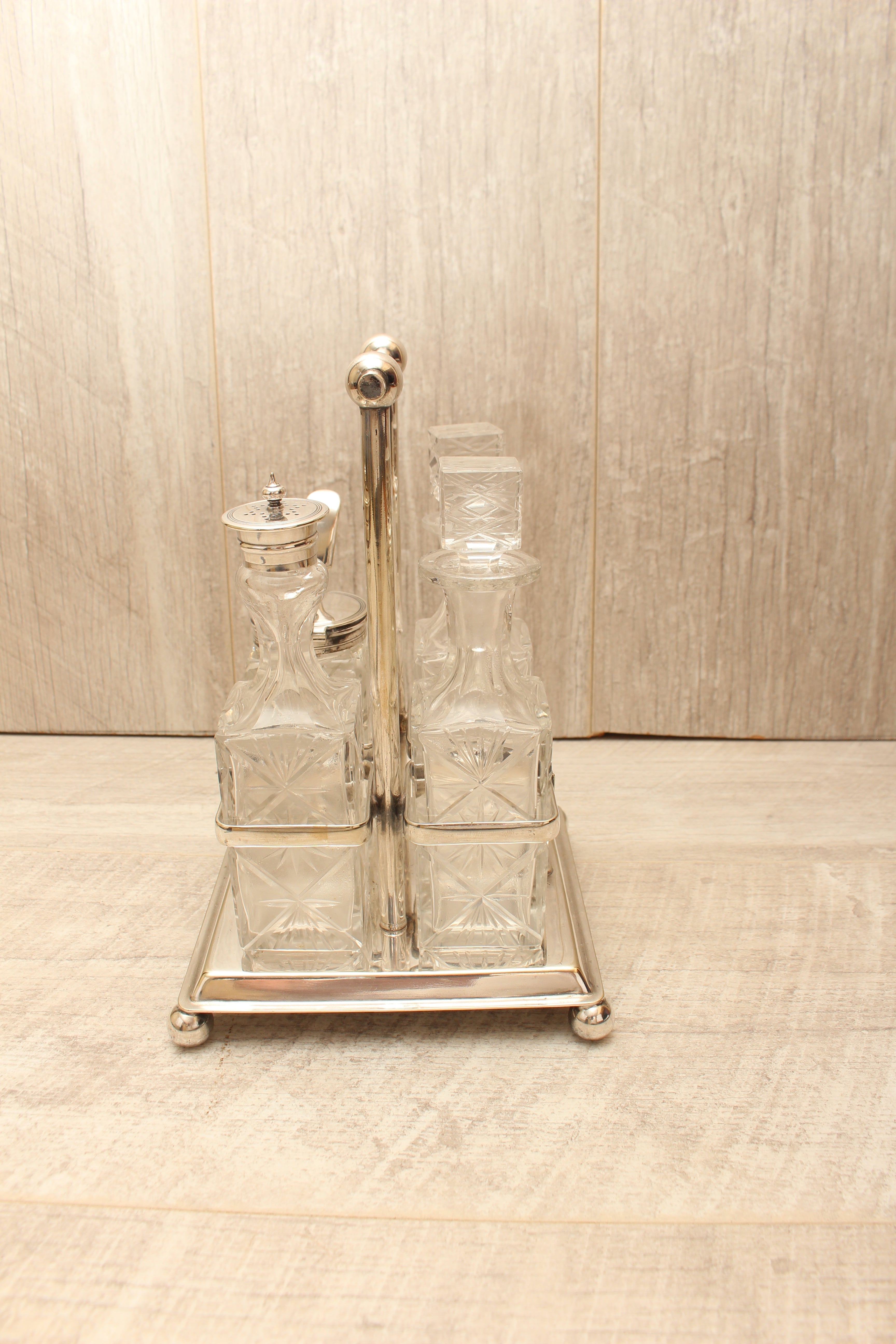 Antique Victorian Goldsmiths Alliance EPNS 4-Bottle Cruet Condiment Set – Ornate Starburst Glass