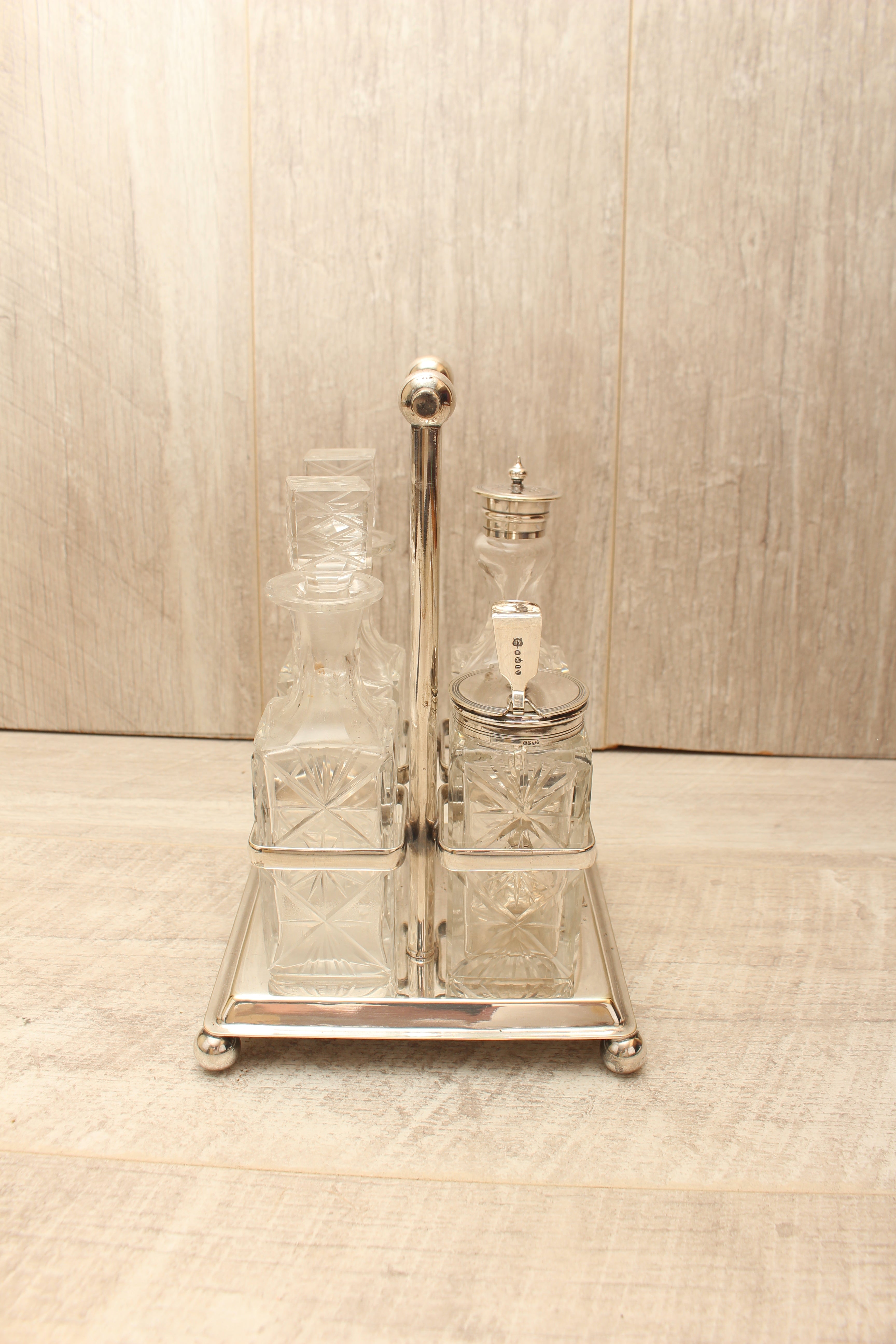 Antique Victorian Goldsmiths Alliance EPNS 4-Bottle Cruet Condiment Set – Ornate Starburst Glass
