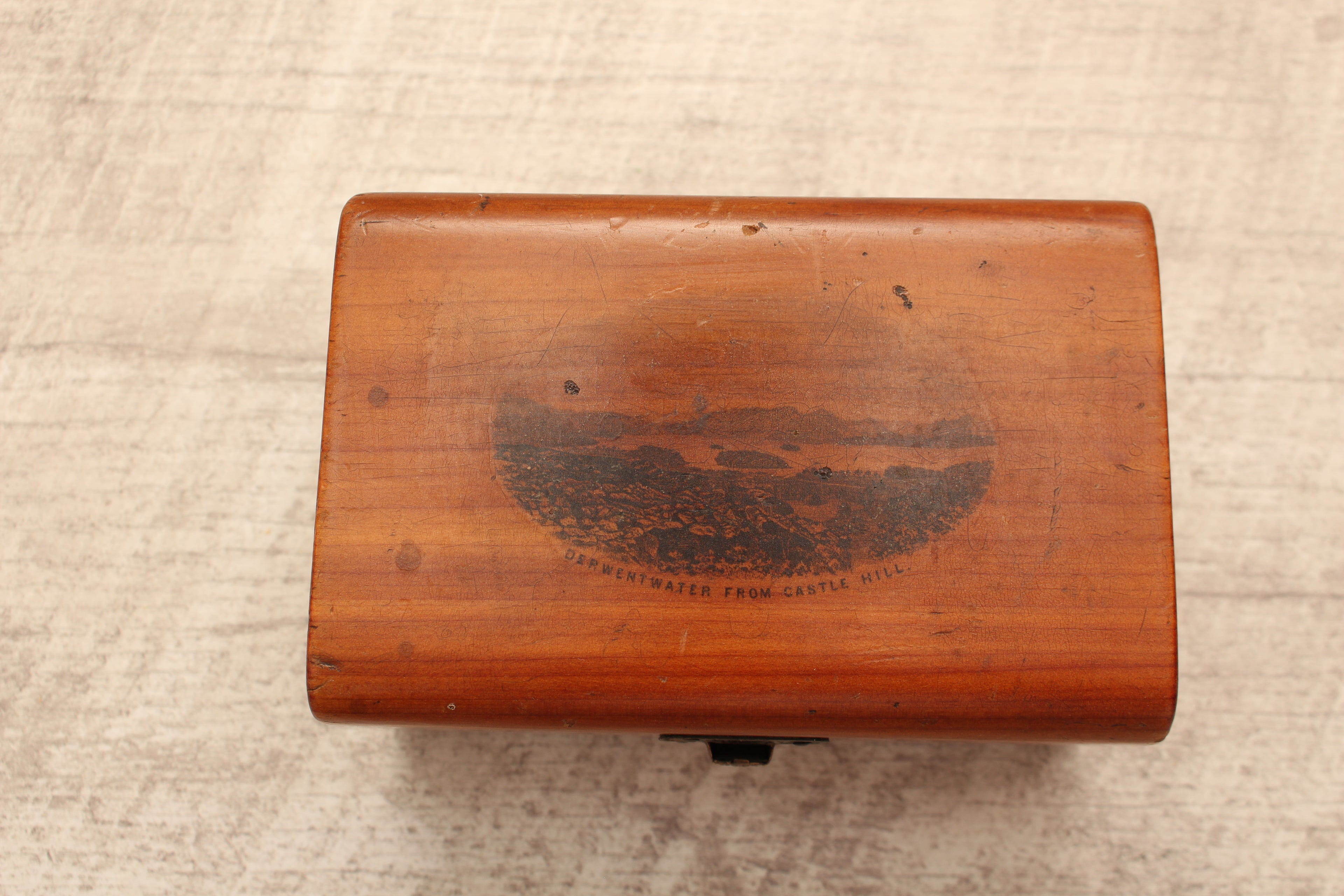Antique Mauchline Ware Sycamore Trinket Box - Derwentwater From Castle Hill c.1890