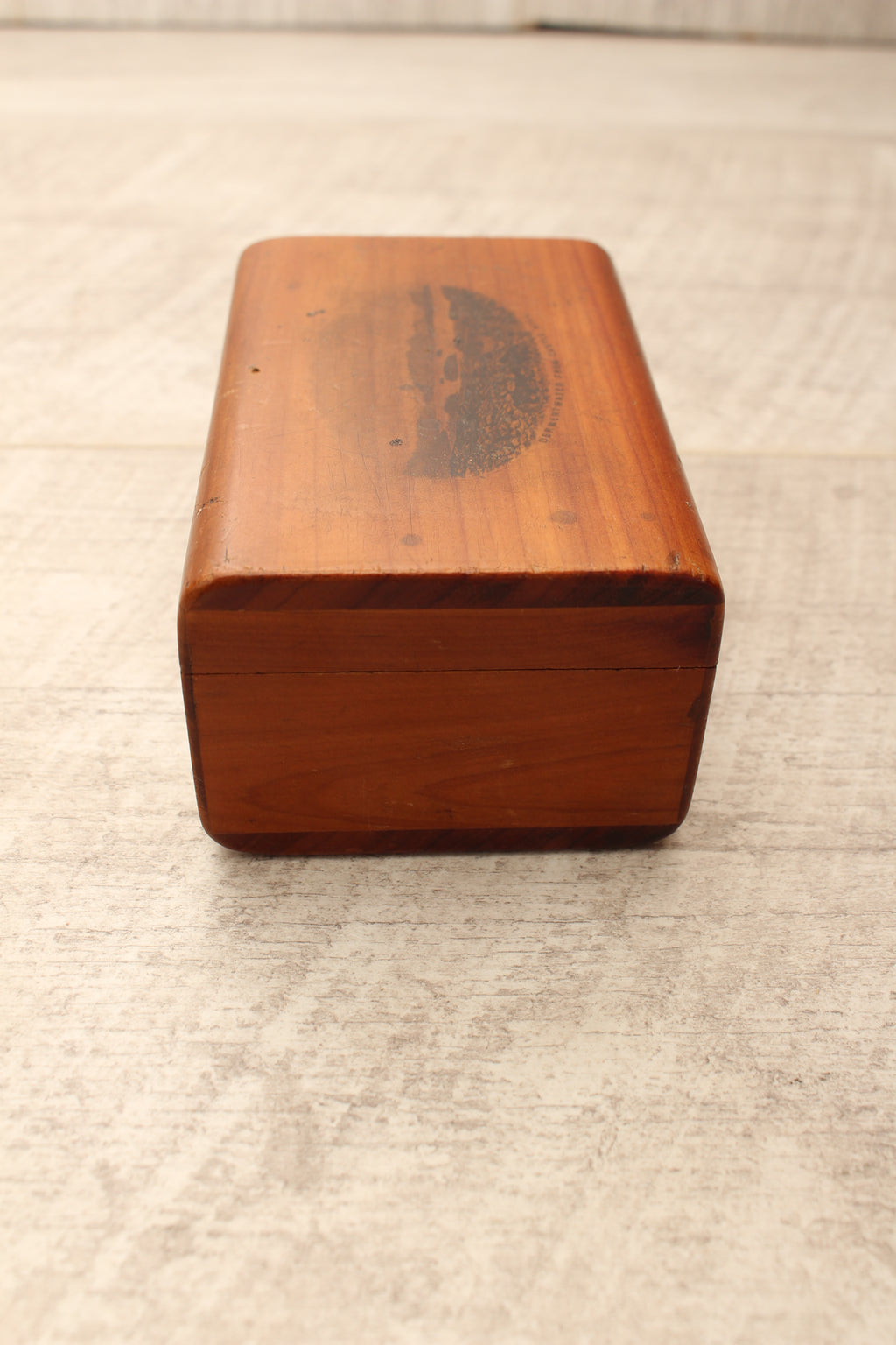 Antique Mauchline Ware Sycamore Trinket Box - Derwentwater From Castle Hill c.1890