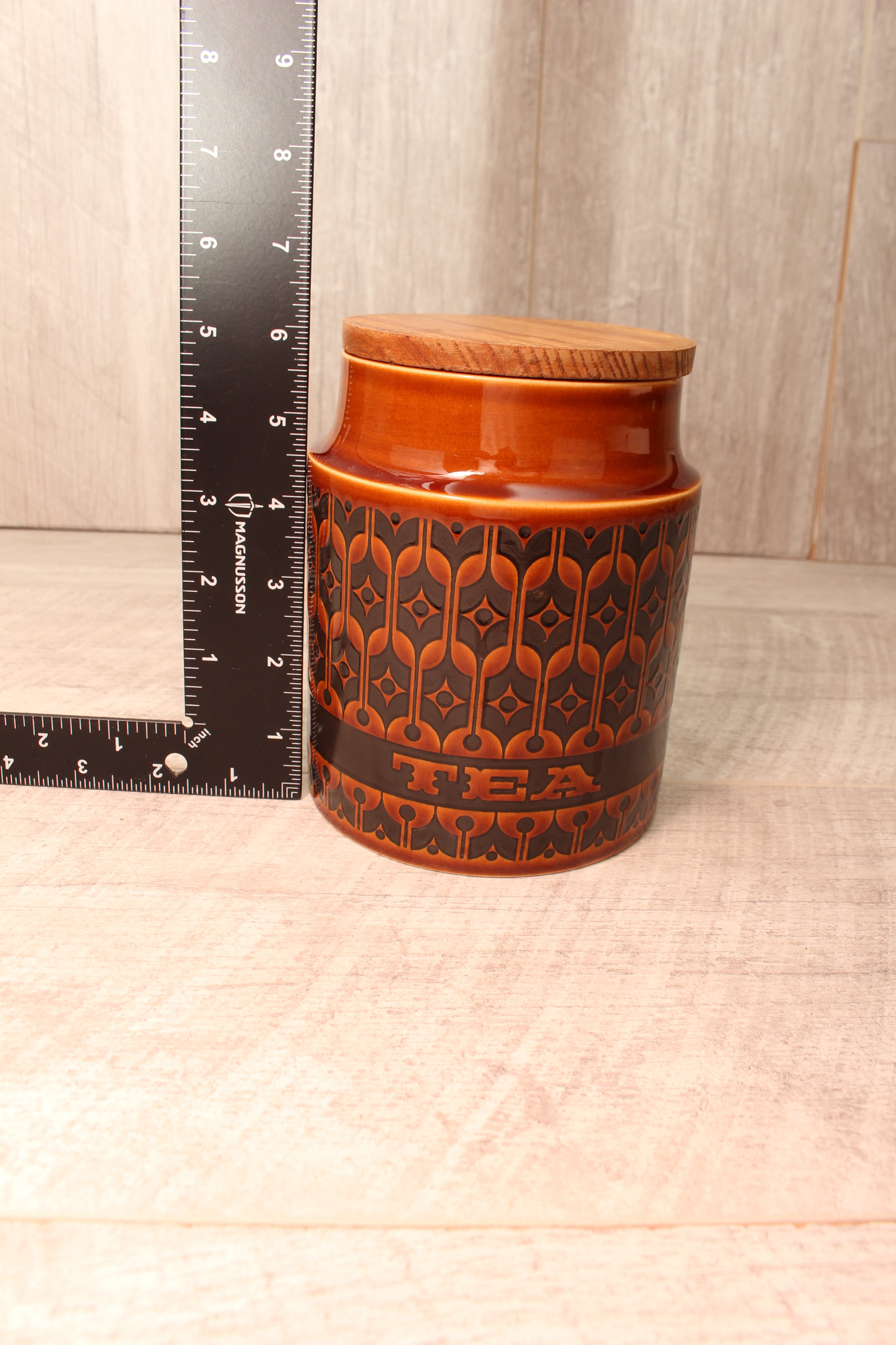 Vintage Hornsea Pottery Heirloom Autumn Brown Tea Jar - 1973 Mid-Century Canister