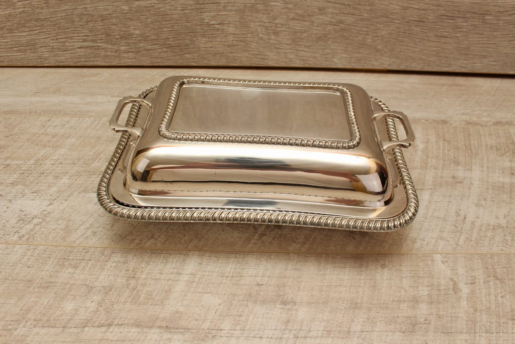 Antique Barker Brothers Silver Plate Lidded Entree Dish Gadroon Rim 4699