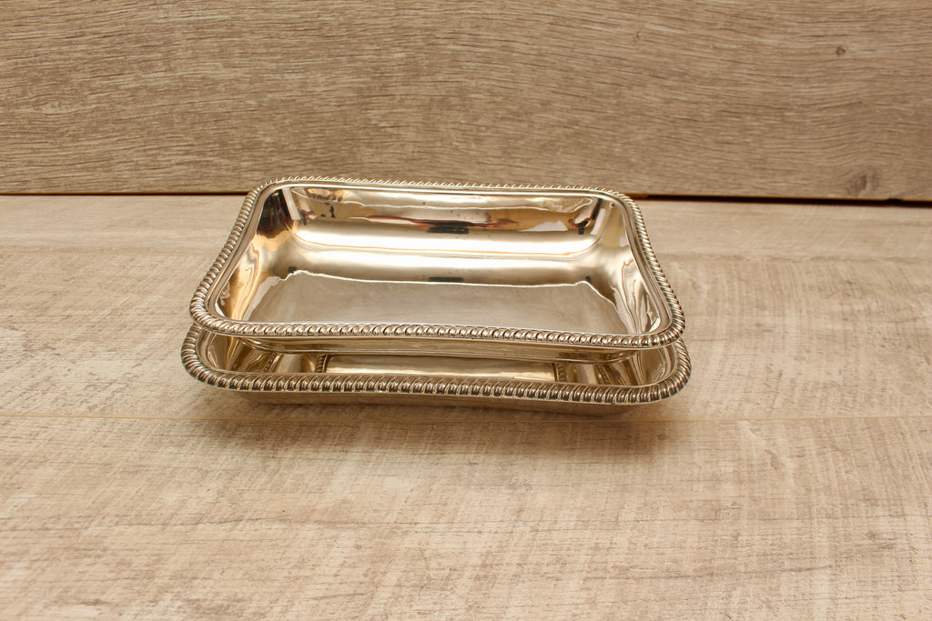 Antique Barker Brothers Silver Plate Lidded Entree Dish Gadroon Rim 4699
