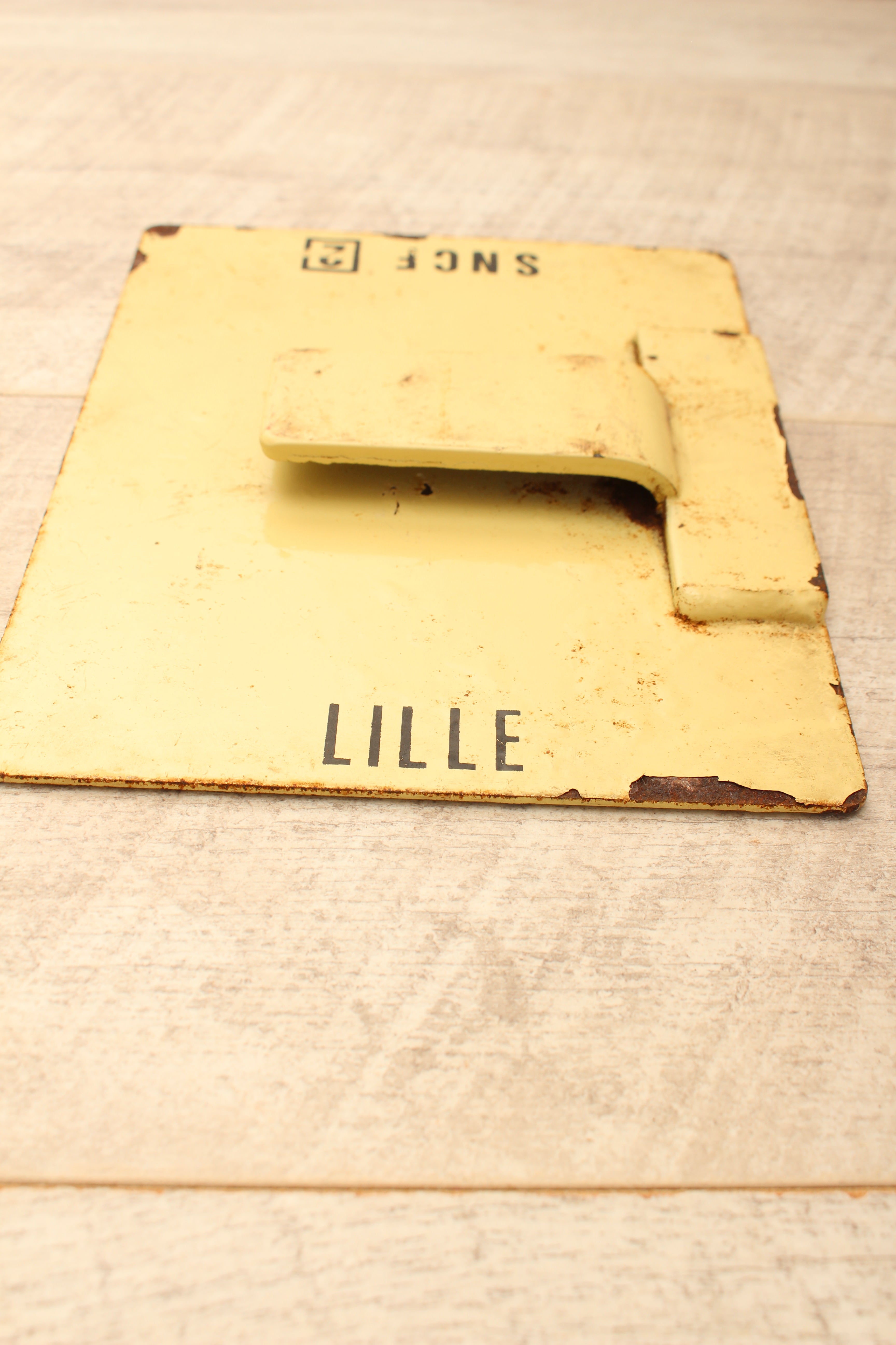 Vintage French SNCF Railway Carriage Sign Voiture 10 Lille Detling Salvage