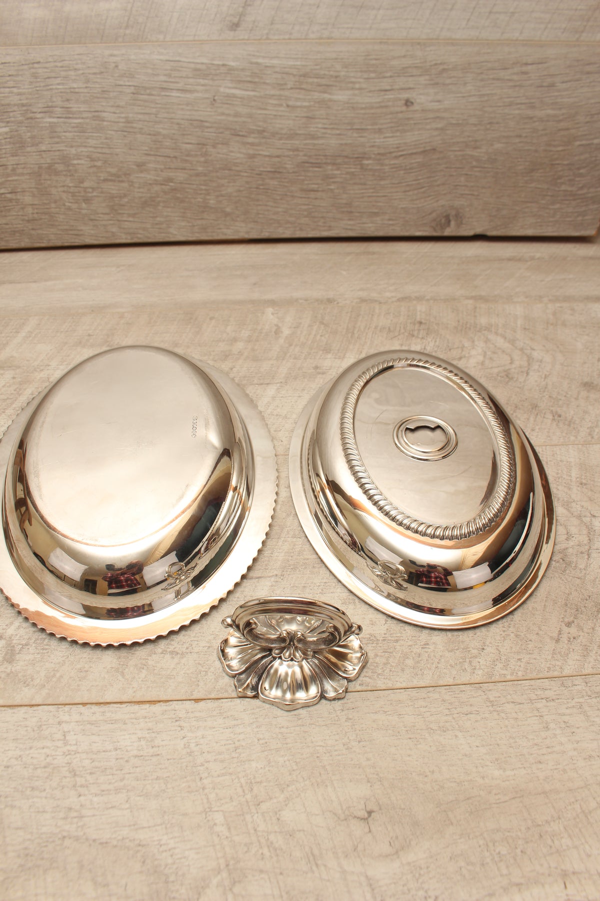 Antique Kerr & Phillips Glasgow Silver Plated Oval Entree Dish - Gadroon Border (c.1890)