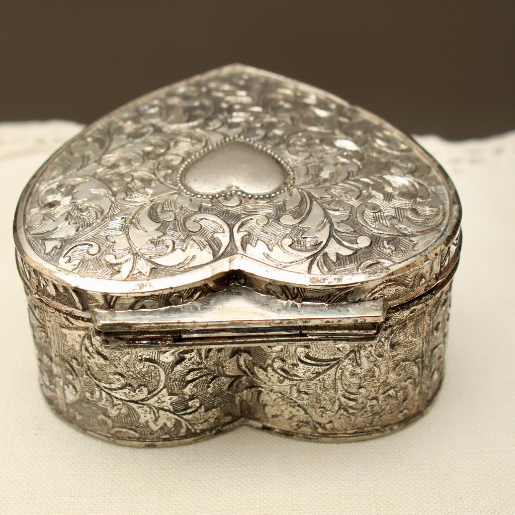Vintage Viners Silver Plated Heart Trinket Box - Mid-Century Repousse Jewellery Casket