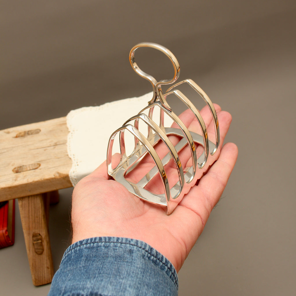 Antique John Biggin Sheffield Silver Plated Toast Rack - 4-Slot Gothic Arch Letter Rack (c.1910)