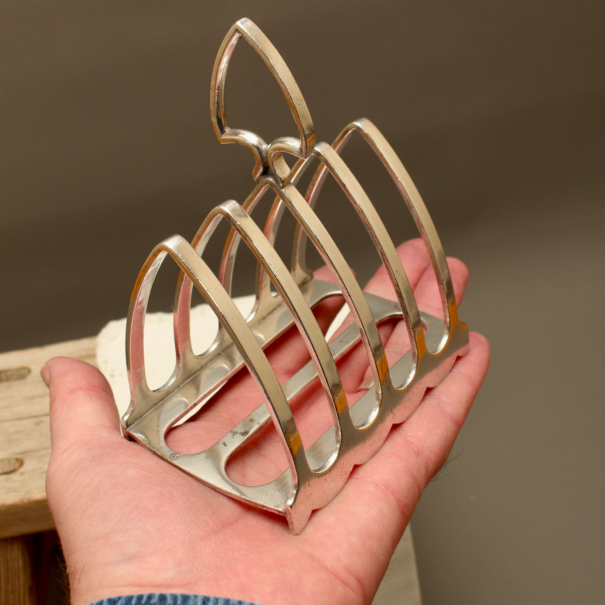 Antique Goodwins Ltd Sheffield Silver Plated Toast Rack - 4-Slot Wave Edge Letter Rack (c.1910)