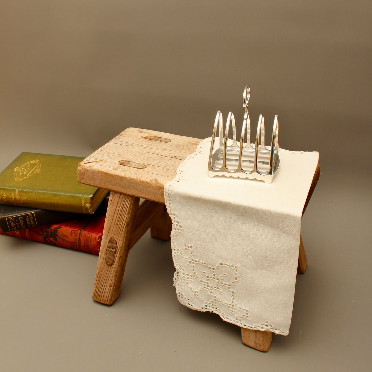 Antique John Biggin Ltd Sheffield Silver Plated Toast Rack - 4-Slot Scalloped Base Letter Organizer (c.1910)