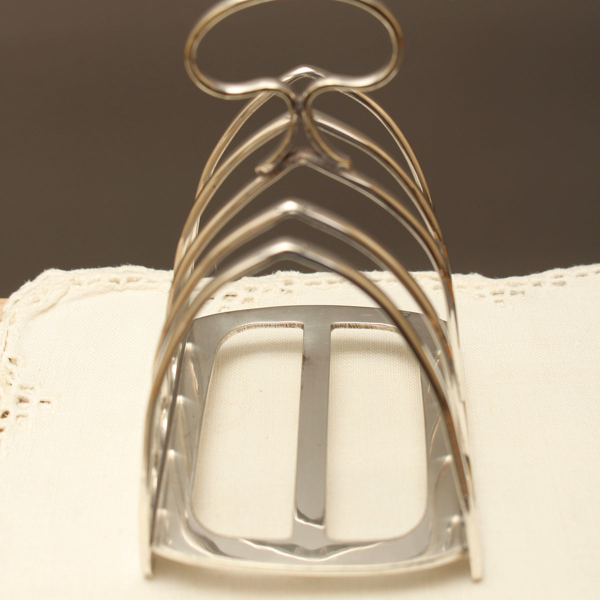 Antique John Biggin Ltd Sheffield Silver Plated Toast Rack - 4-Slot Scalloped Base Letter Organizer (c.1910)